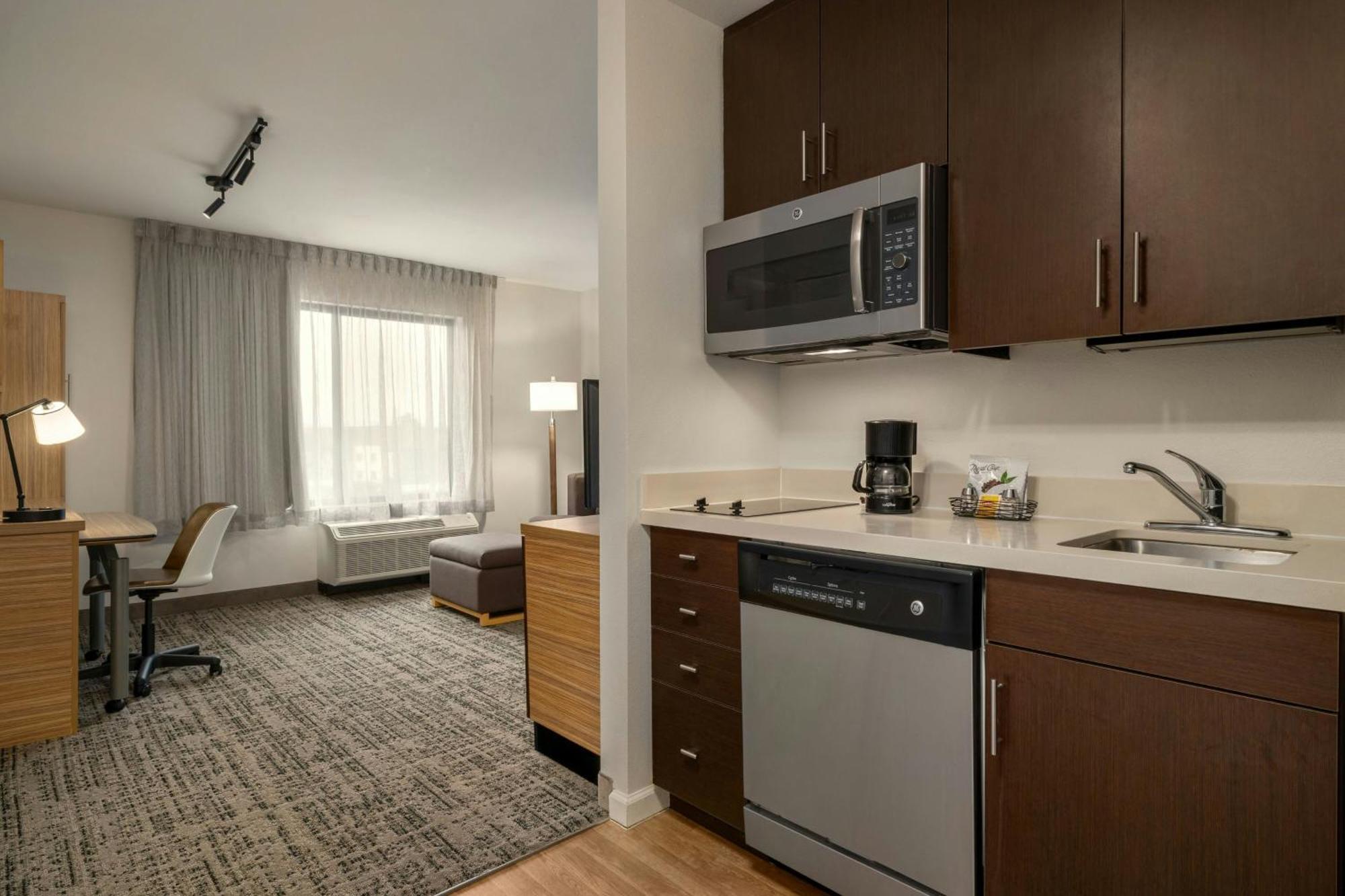 ทาวน์เพลส สวีท อเล็กซานเดรีย Hotel ภายนอก รูปภาพ